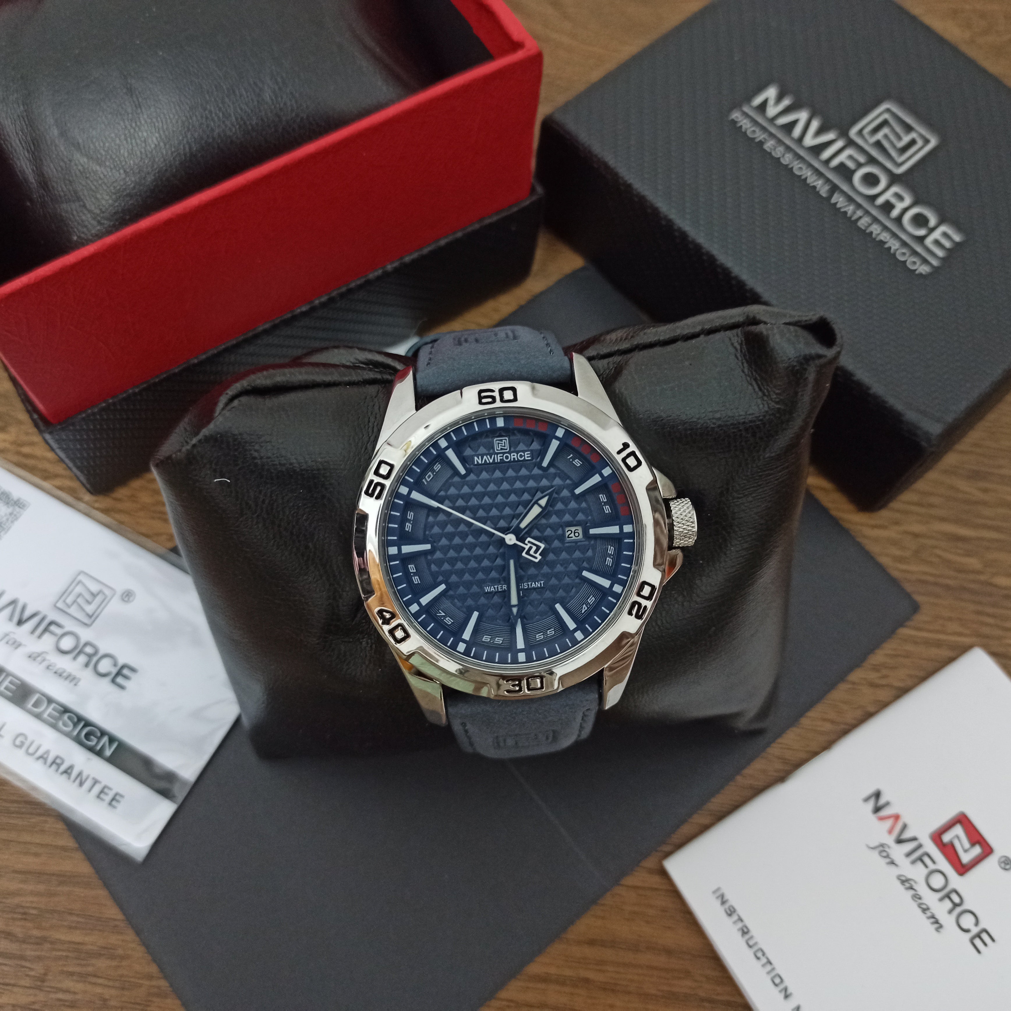 Montre NAVIFORCE Original Bleu ساعة أصلية