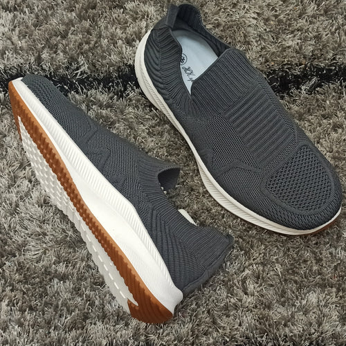 Basket orthopédique حذاء طبي و مريح