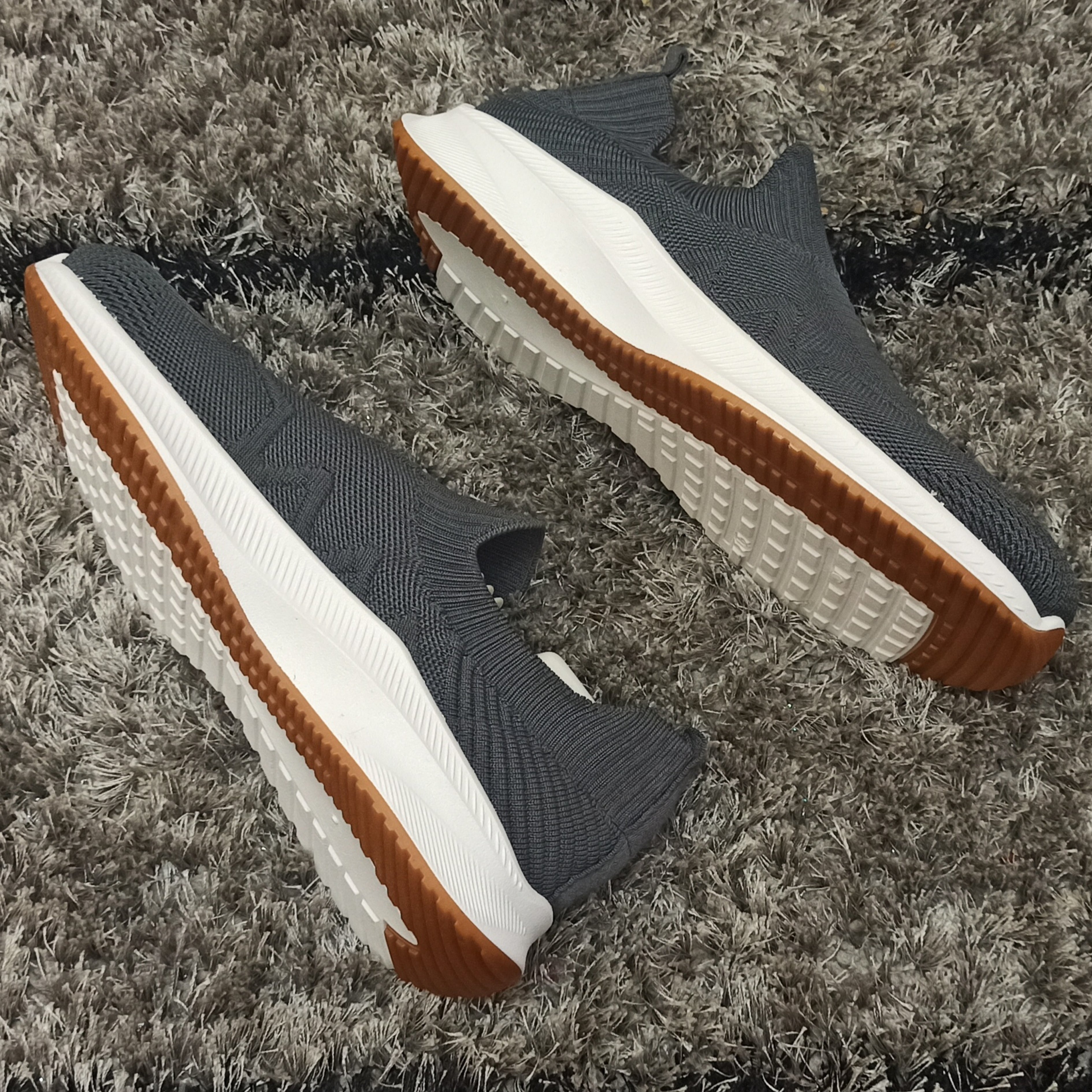 Basket orthopédique GRIS حذاء طبي رمادي