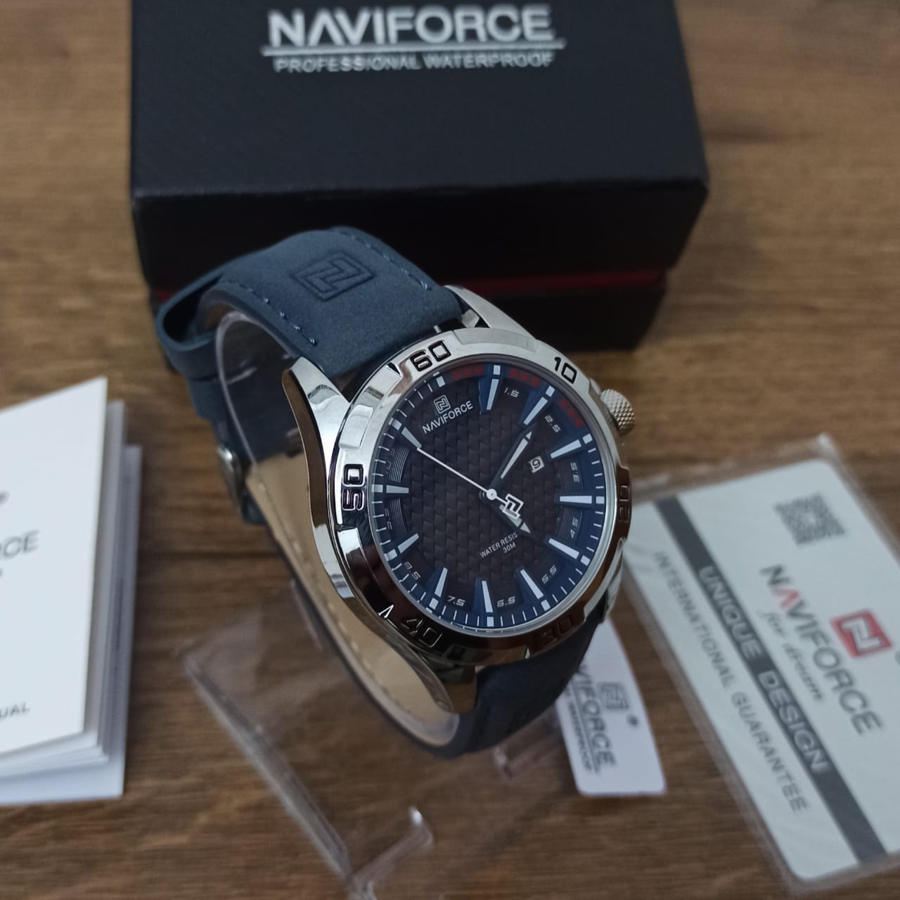 Montre NAVIFORCE Original Bleu ساعة أصلية